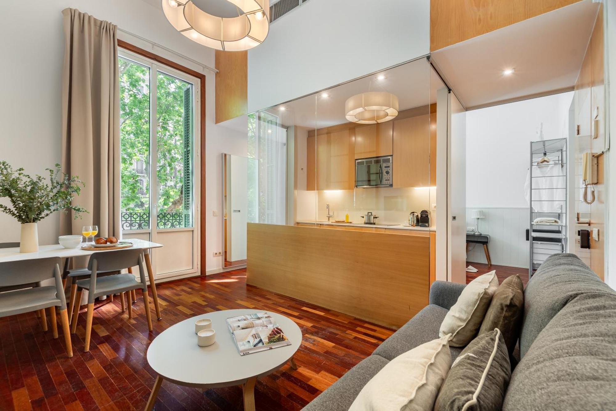 อัสปาซิโอส รัมบลา กาตาลุนยา สวีท Apartment บาร์เซโลนา ภายนอก รูปภาพ