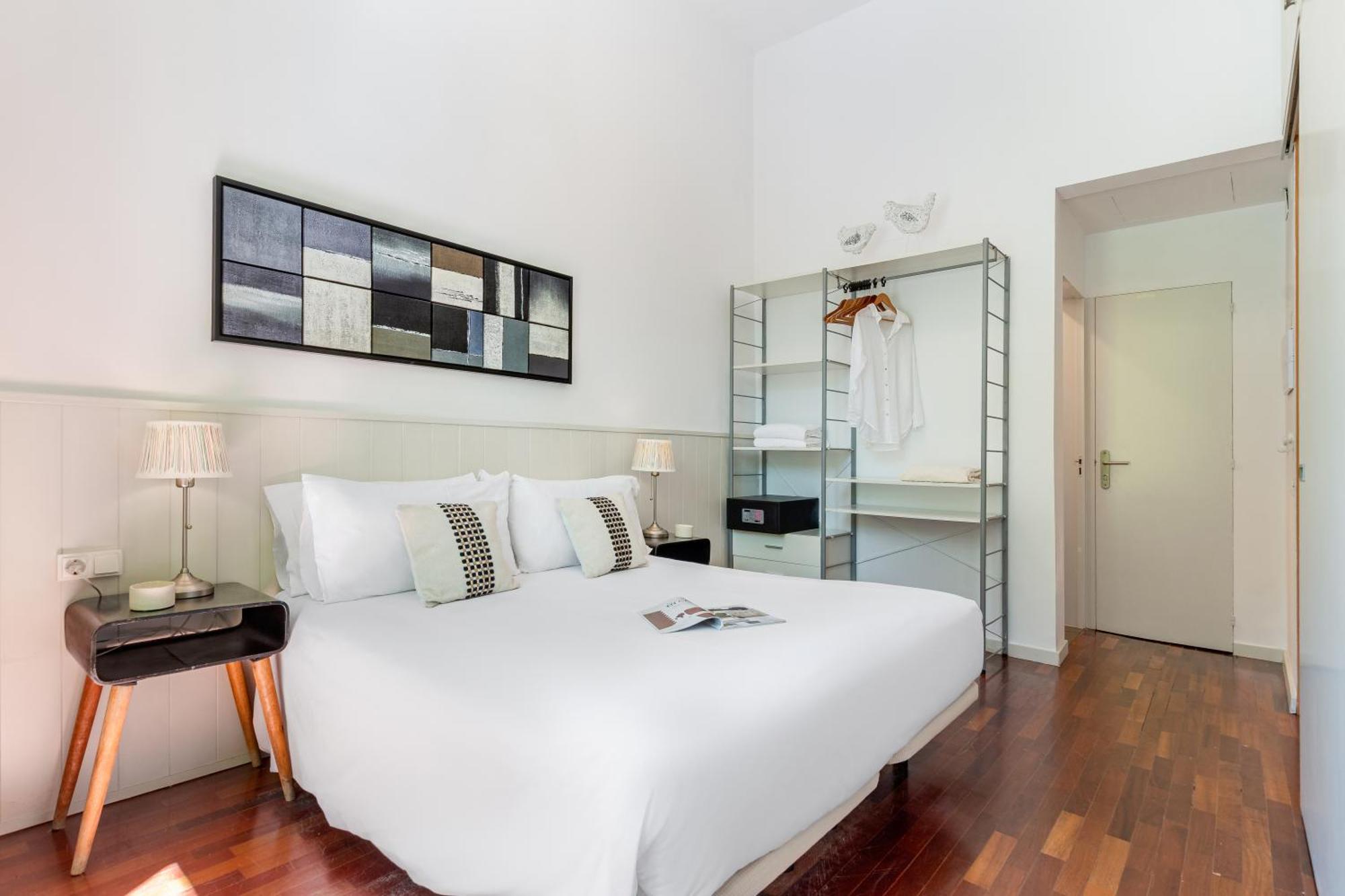 อัสปาซิโอส รัมบลา กาตาลุนยา สวีท Apartment บาร์เซโลนา ห้อง รูปภาพ