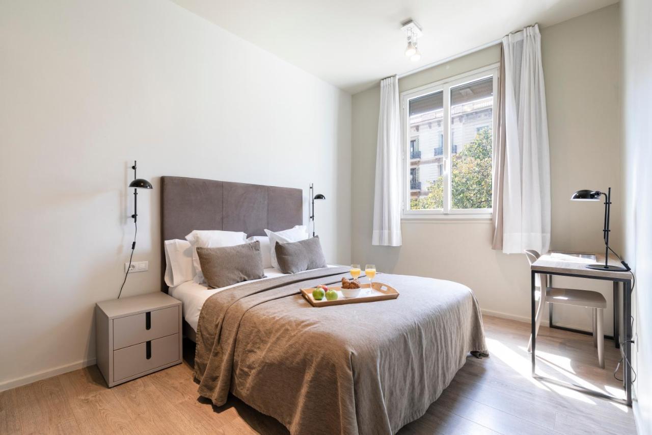 อัสปาซิโอส รัมบลา กาตาลุนยา สวีท Apartment บาร์เซโลนา ภายนอก รูปภาพ