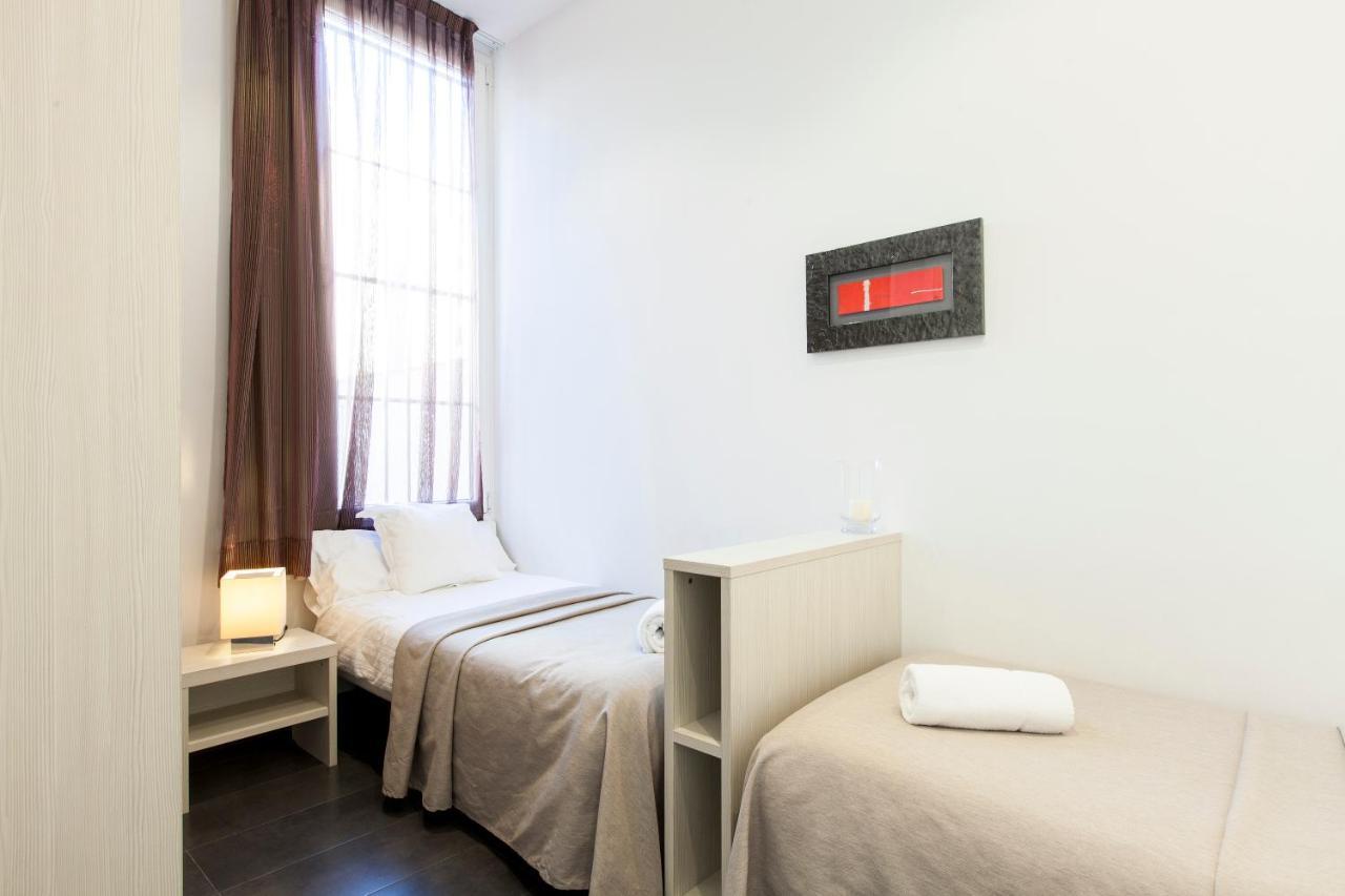 อัสปาซิโอส รัมบลา กาตาลุนยา สวีท Apartment บาร์เซโลนา ภายนอก รูปภาพ